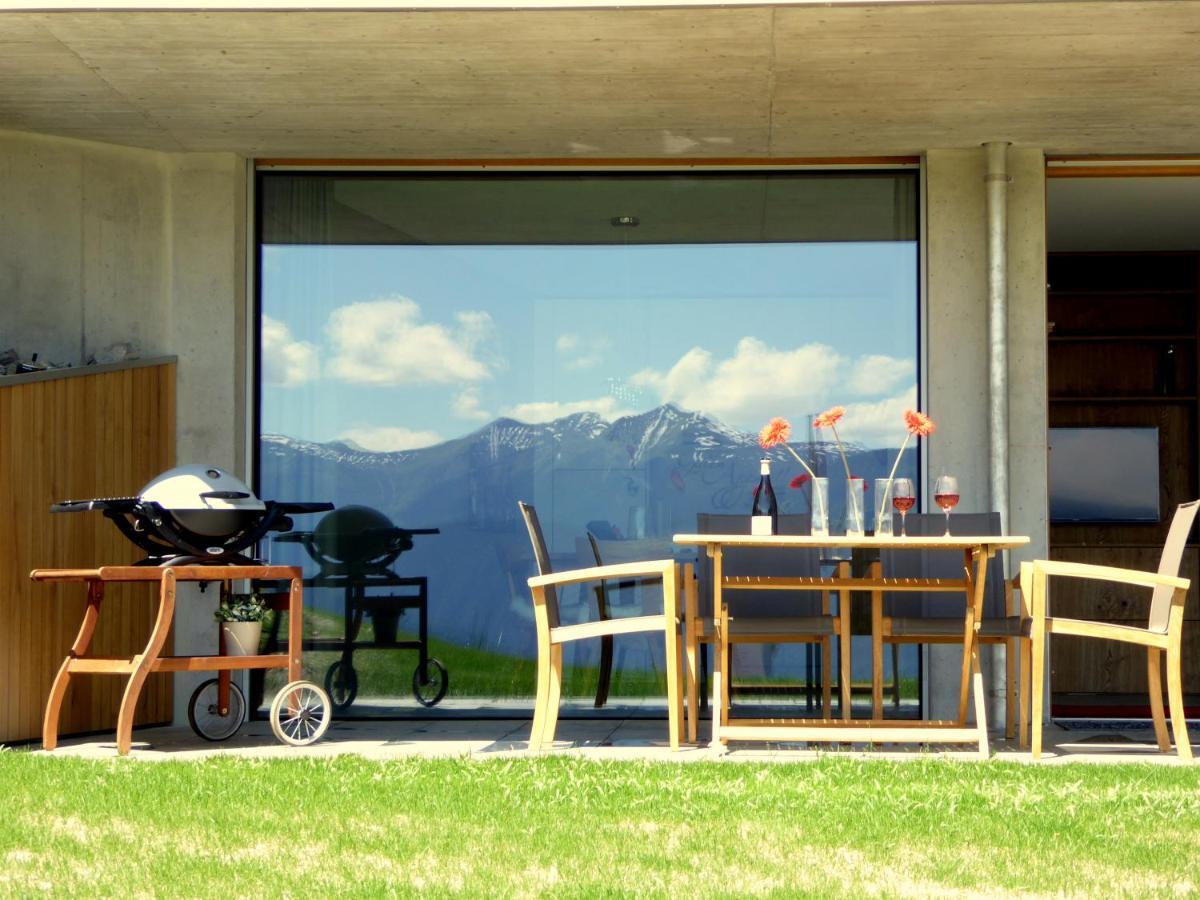 Casa Admisa, Spektakulaere Aussicht, Ski In And Out, Hochwertige Einrichtung, Valserstein Und Eiche Flims Exteriör bild