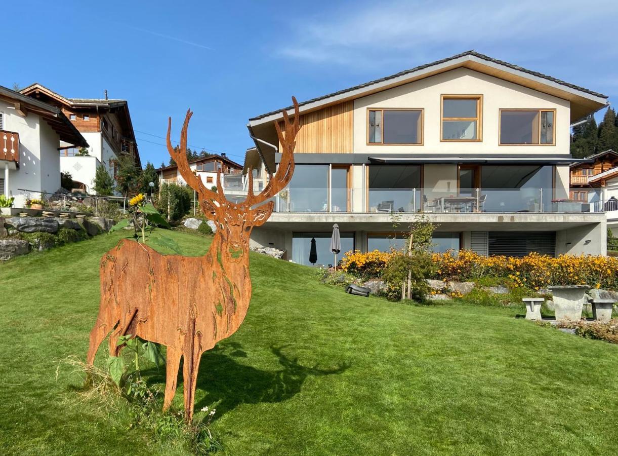 Casa Admisa, Spektakulaere Aussicht, Ski In And Out, Hochwertige Einrichtung, Valserstein Und Eiche Flims Exteriör bild