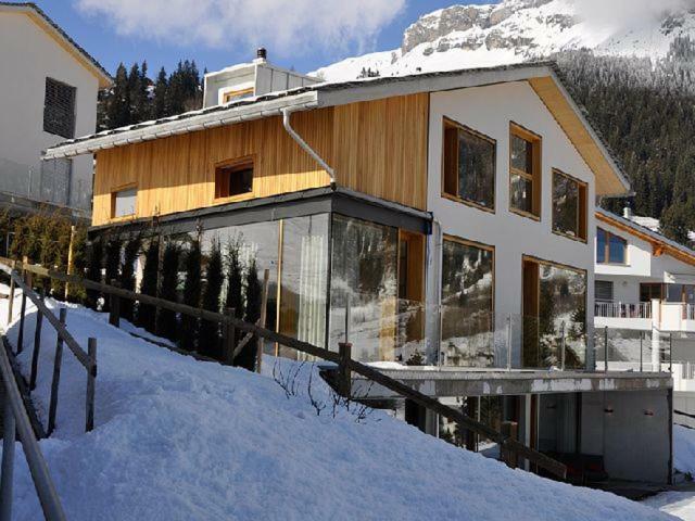 Casa Admisa, Spektakulaere Aussicht, Ski In And Out, Hochwertige Einrichtung, Valserstein Und Eiche Flims Exteriör bild